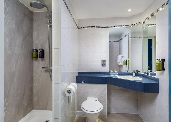 Garner Hotel Lincoln By Ihg